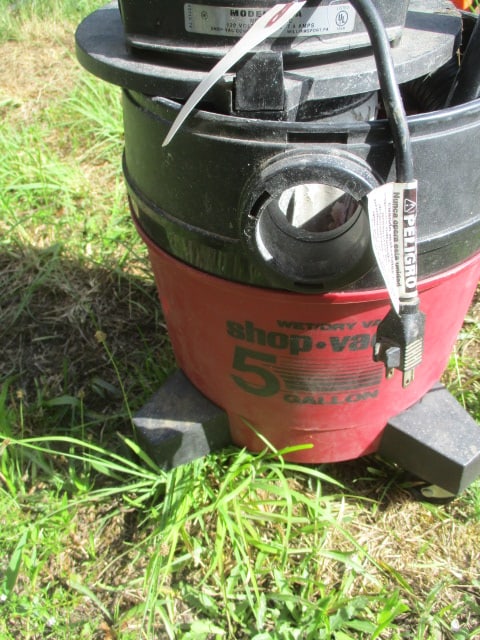 Shop-Vac 5 Gallon Wet/Dry Vacuum: .