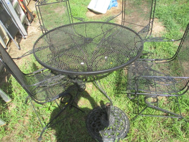 Wrought Iron 5 Piece Set with Umbrella Stand: .