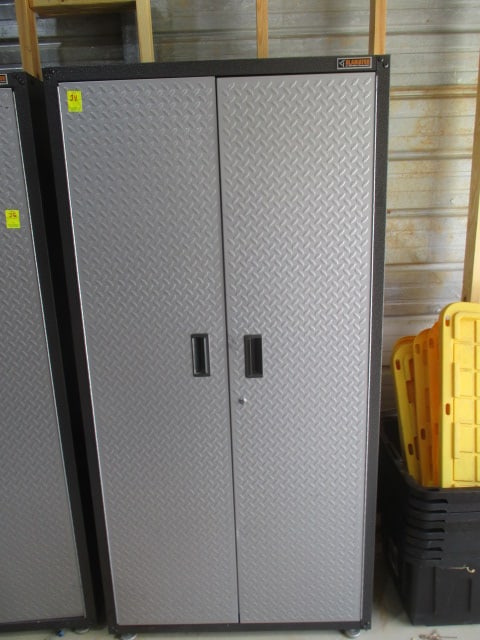 Gladiator 4 Shelf Cabinet: 36" x 73.5" x 18"