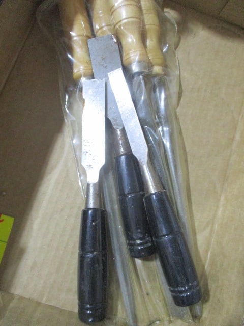 5 Piece File Set & 3 Chisels (1 of 3)
