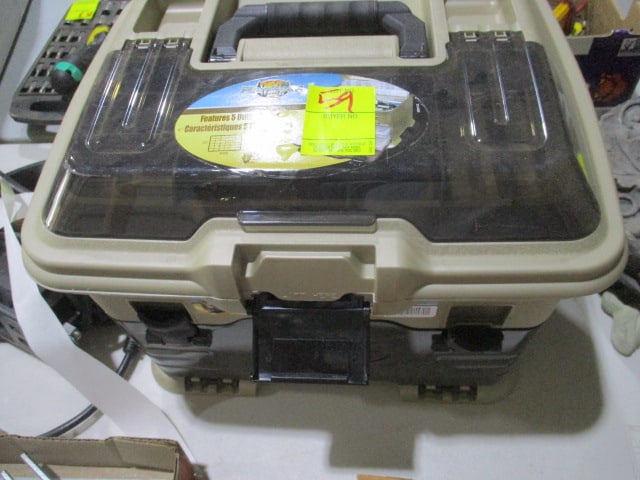 Flambeau Tackle Box: .