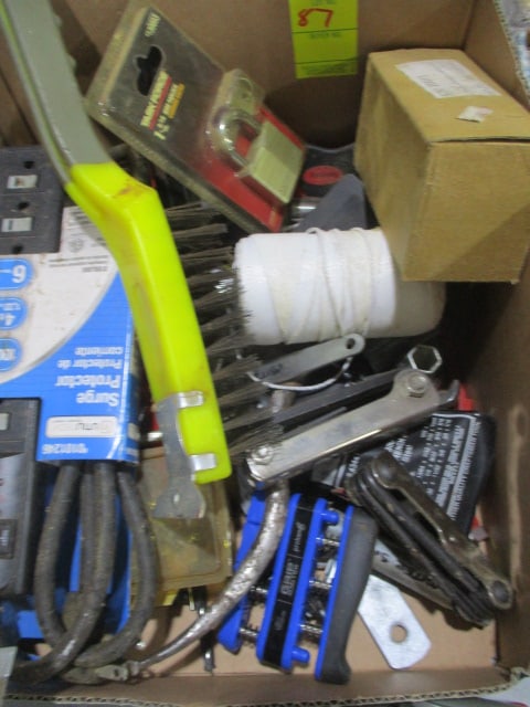 Lot of Miscellaneous Tools: .