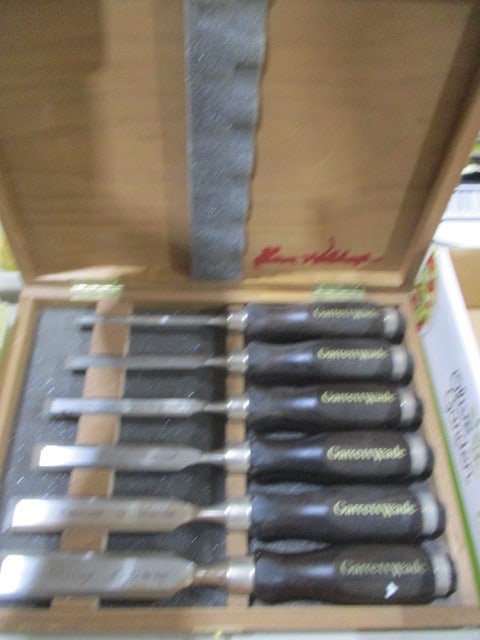 Garrett Wade Chisel Set: .