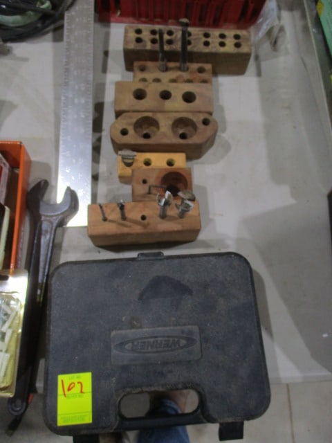 Werner Ladder Bracket, Bit Holders, & Metal Square: .
