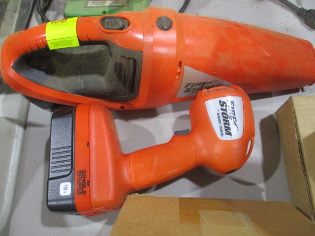 Firestorm Vac & Flashlight (1 of 4)