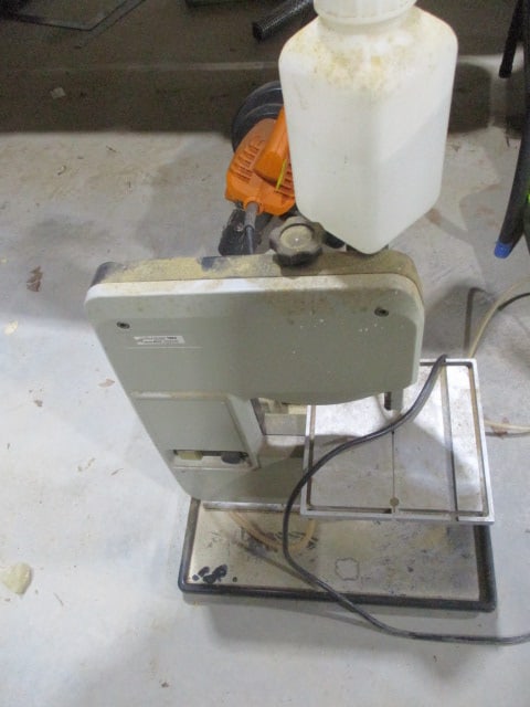 MicroLux by Micro-Mark Wet Saw: .