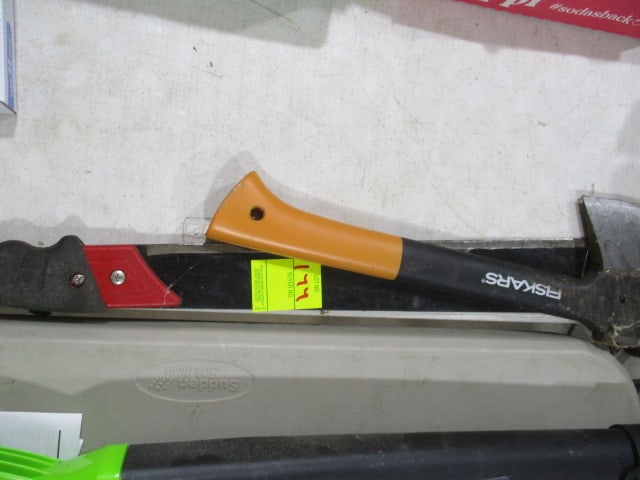 Fiskars Hatchet & Machete: .