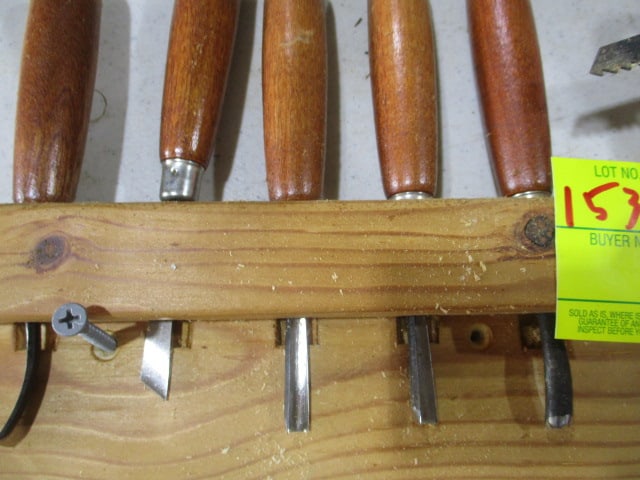 Lathe Tools: .