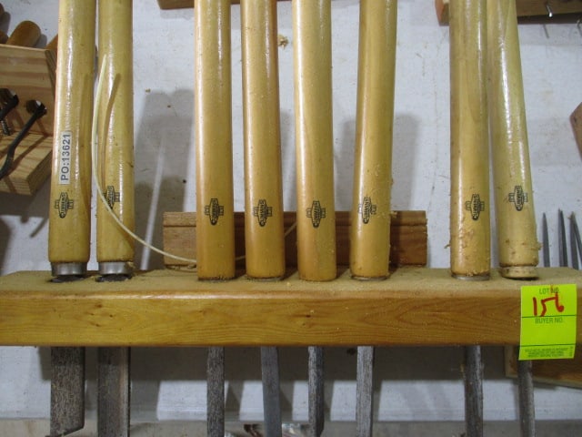 Lathe Tools: .