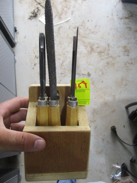 Lathe Tools: .