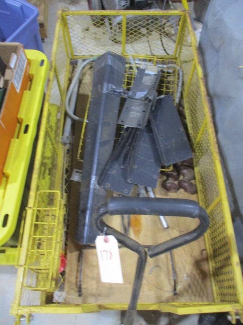 Pull Cart with Heavy Duty Legs: .