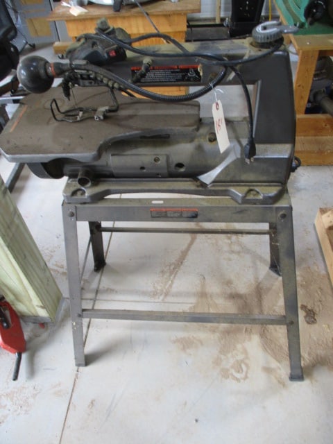 Hitachi CW40 Scroll Saw on Stand: 7013 671102
