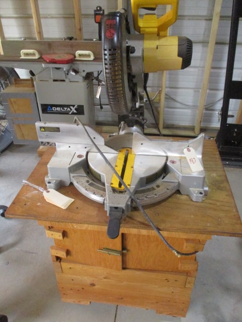 DeWalt Compound Miter Saw with Custom Made Stand & Screws: Serial 035741201120-43