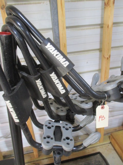 4 Yakima Car Racks for Kayaks: .