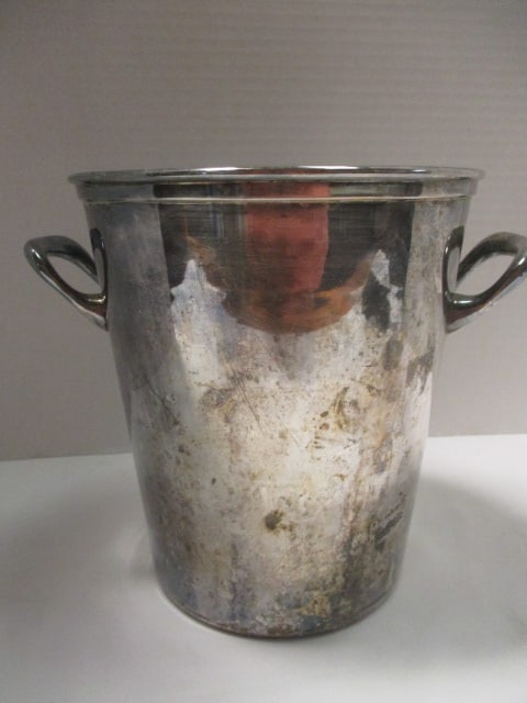 Silverplate Handled Ice Bucket: 7" Diameter x 8" Deep