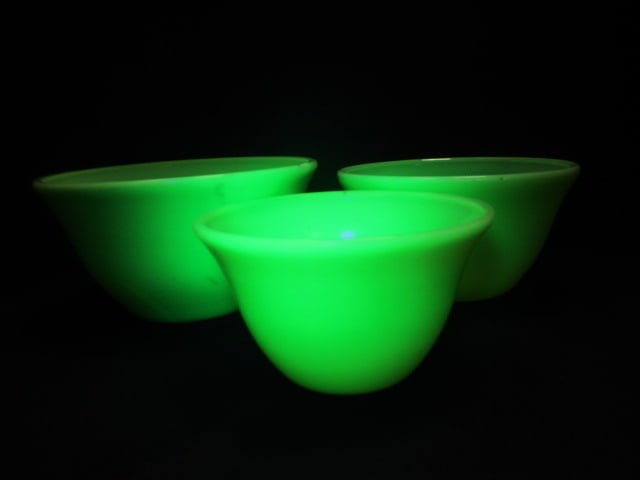 McKee Jadeite Uranium Glass 3 PC Bowl Set: Chips & Nicks around top edge