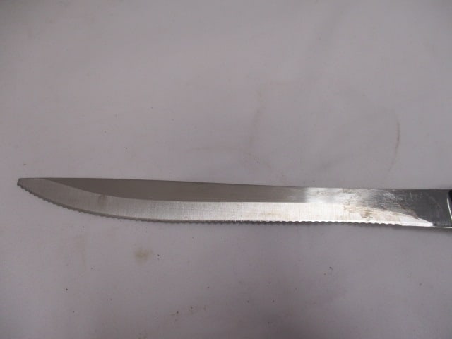 Cutco Model 1723 Carving Knife w/9" Serrated Steel Blade - 3