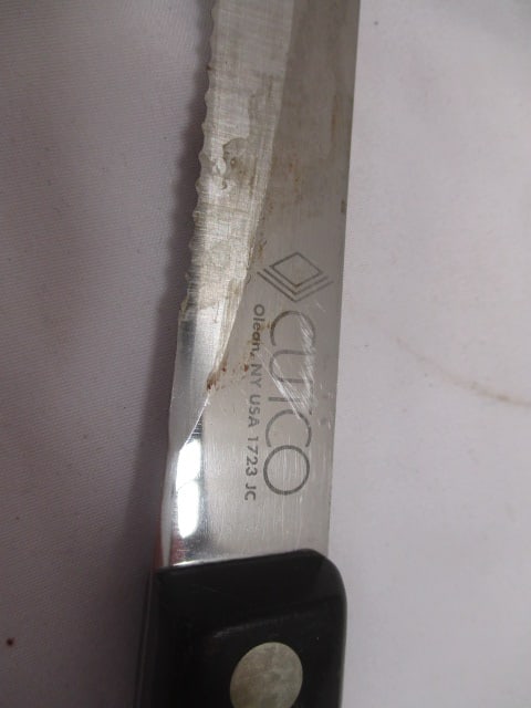 Cutco Model 1723 Carving Knife w/9" Serrated Steel Blade - 4
