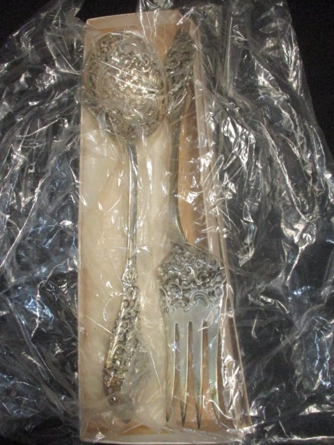 Sterling 'Florentine Lace' Style Fork & Spoon Set (8.81 OZT) (1 of 5)