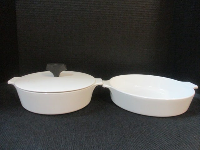 Corningware 1 Qt Buffet Server w/lid & 8 1/2" Skillet: .