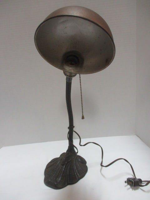 Gooseneck Desk Lamp w/flexible Metal Neck: Full Height 22"