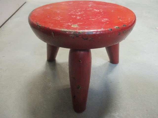 Red Tripod Rustic Design Stool (1 of 3)