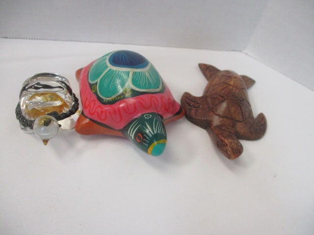 Handpainted Mexican Pottery Turtle 3 1/2", Wood 4" Turtle, & (1 of 3)