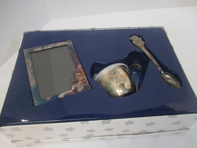 Silverplate Boxed Baby Set: .