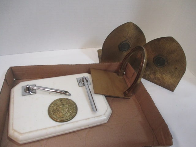 Clemson A&M College Bookends, Horseshoe Bookend,: State of PA Desk Holder Set