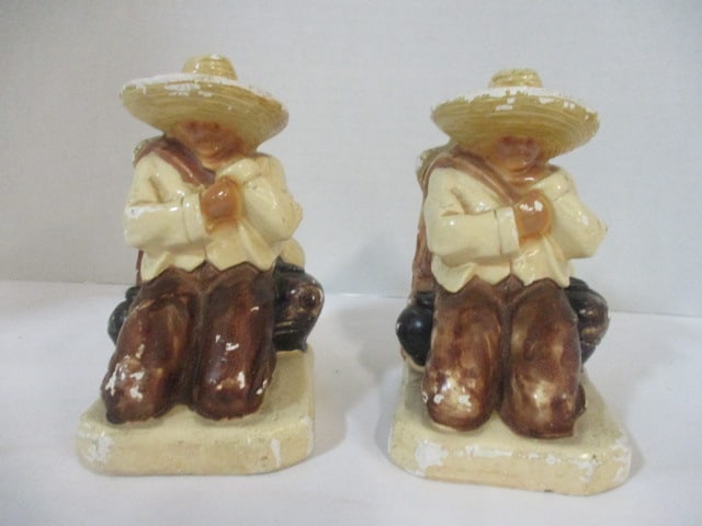 Vtg. Chalkware 'Siesta Time' Bookends: 6"