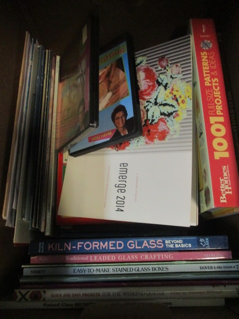 Craft Books-Leaded Glass, Stain Glass, Quilted Appliques, etc.: See all pictures