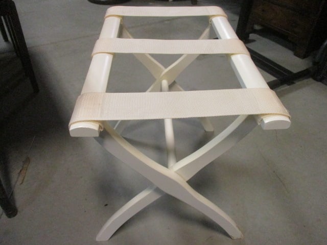 Wooden Luggage Rack w/Nylon Straps (1 of 4)
