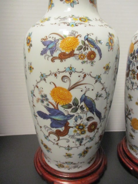 Pair of Royal Bavaria KPM German Porcelain Handpainted Urn Vases with Wood Stands - 4