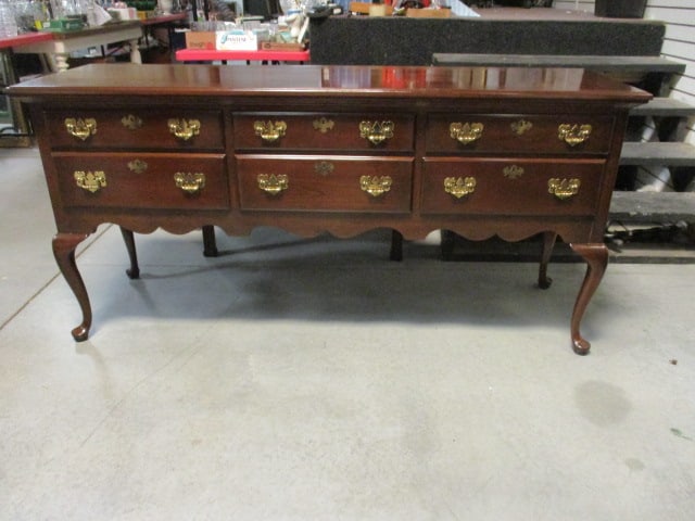Harden Colonial Revival Mahogany Buffet Server (1 of 11)