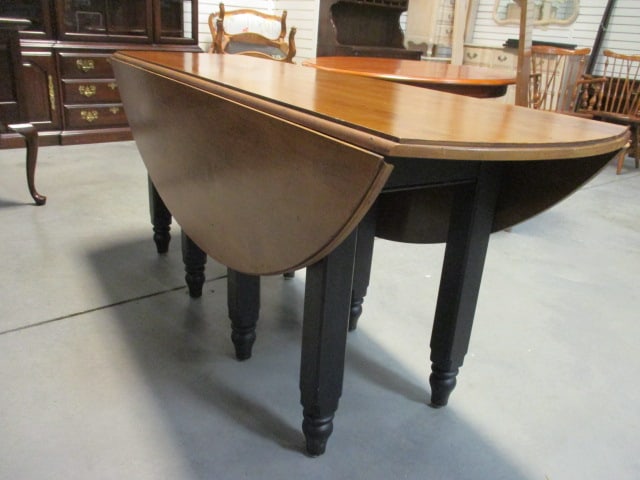 Ethan Allen New Country 2 Tone Gate Leg Dining Table - 9