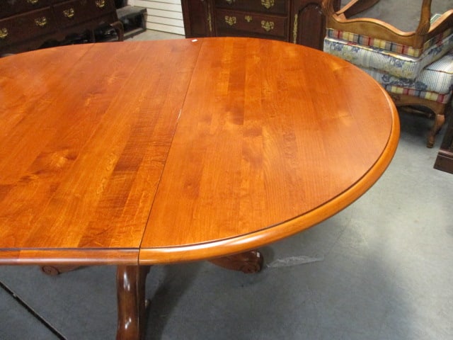 Ethan Allen Country Crossings Center Turned Pedestal Dining Table with Leaf - 3