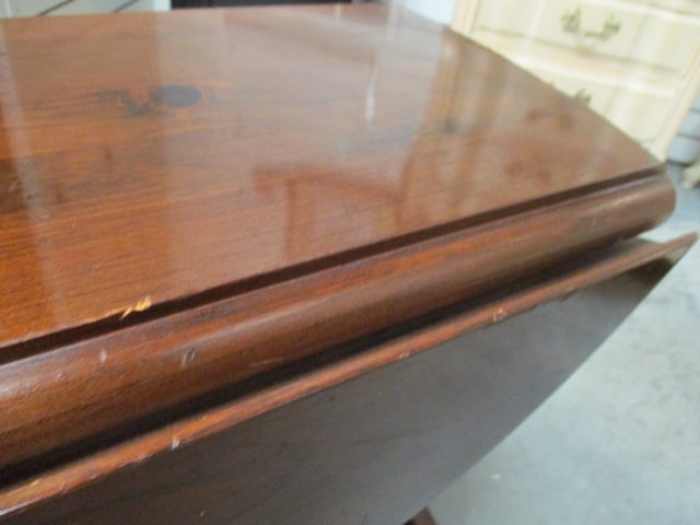 Ethan Allen Early American Style Dark Stained Pine Drop Leaf Lamp Table with Drawer - 11