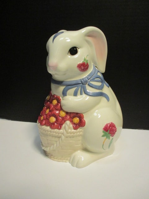 Lenox "Poppies on Blue" Rabbit Form Cookie Jar: 10"h