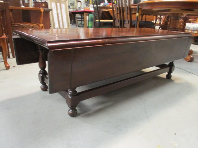 Ethan Allen Early American Style Dark Stained Pine Drop Leaf Coffee Table - 5