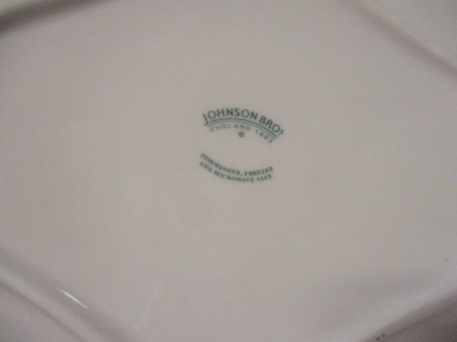 Johnson Bros. Blue Willow Serving Pieces - 3