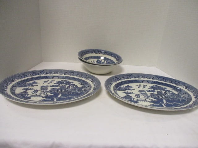 Johnson Bros. Blue Willow Serving Pieces - 5