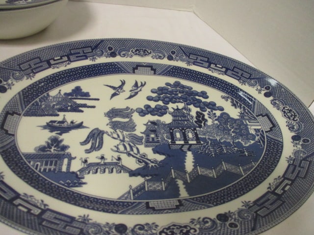 Johnson Bros. Blue Willow Serving Pieces - 6