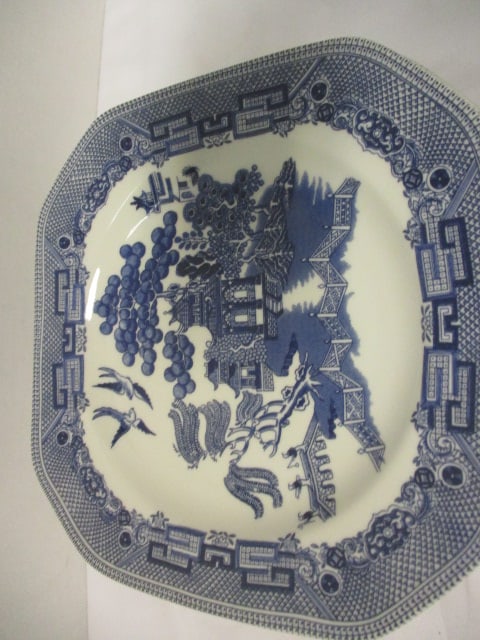 16 Johnson Bros. Blue Willow Square Salad/Dessert Plates - 2