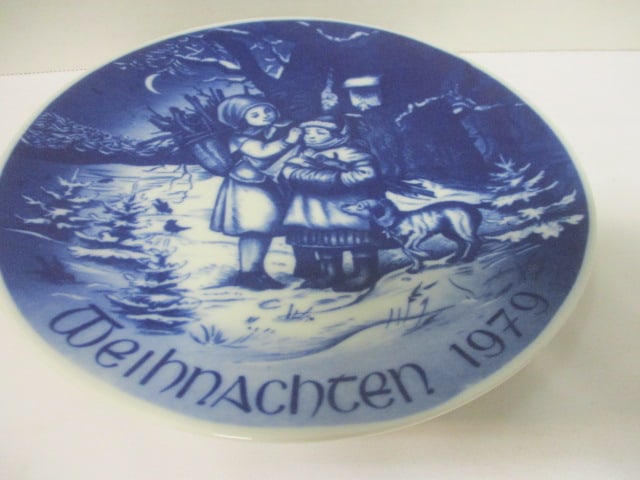 Six German Porcelain Collector Plates - 10