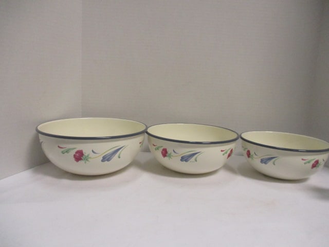 Lenox "Poppies on Blue" Pear Shape Sugar Bowl, Cow Shape Creamer, 3 Piece - 10