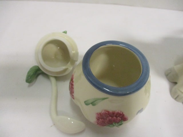Lenox "Poppies on Blue" Pear Shape Sugar Bowl, Cow Shape Creamer, 3 Piece - 17
