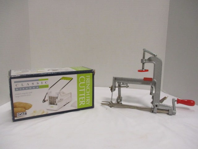 Classic Kitchen Basics French Fry Cutter in Original Box and The Pampered Chef Fruit Peeler: .
