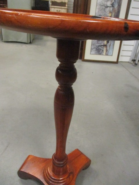 Ethan Allen Pine Turned Post Pedestal/Accent Table - 3
