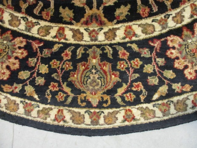 Round Capel Black Floral Wool Pile Area Rug - 4