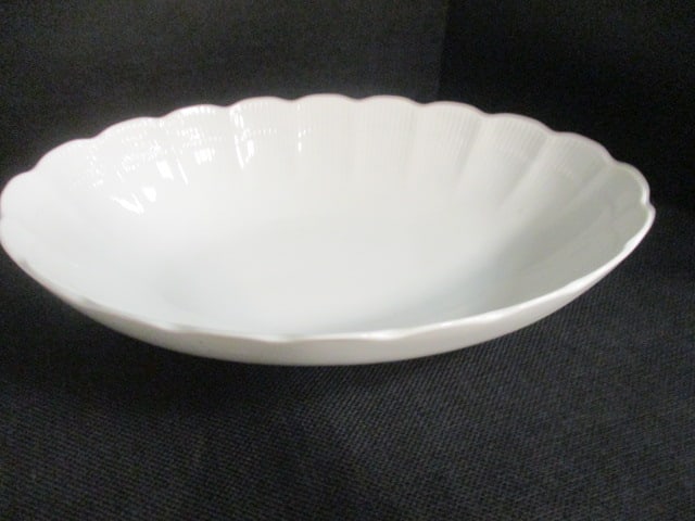Kaiser "Romantica" West Germany Porcelain Oval Vegetable Bowl and Two Trays - 2